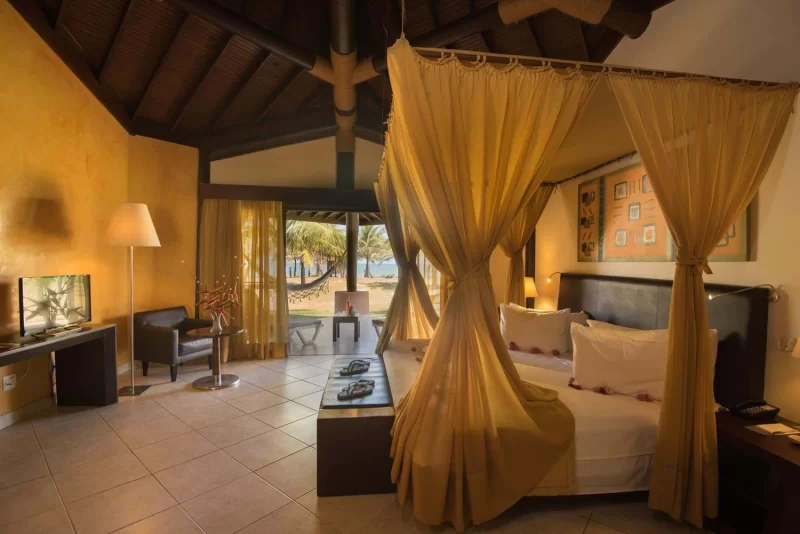 Apartamentos e Bangalôs frente mar